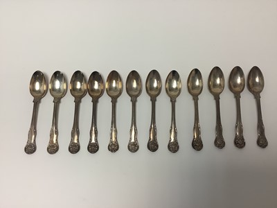 Lot 336 - Group of twelve Georgian and William IV teaspoons