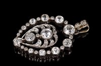 Lot 790 - Edwardian Belle Époque diamond pendant, the...