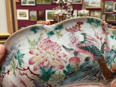 Lot 72 - Chinese bowl with turquoise interior