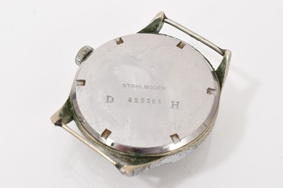 Lot 698 - Second World War Record Watch Co GENF military wristwatch