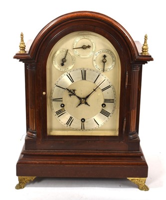 Lot 665 - Early 20th century mahogany cased chiming bracket clock