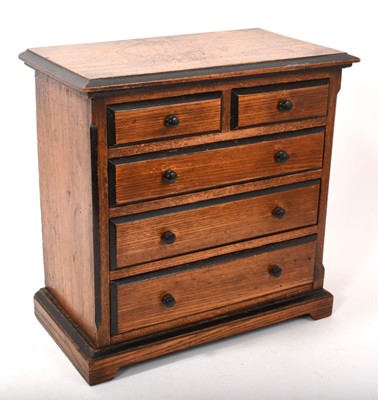 Lot 728 - 19th century miniature oak chest of drawers