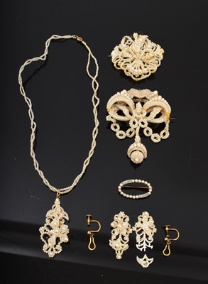 Lot 411 - Group of Regency seed pearl jewellery with graduated seed pearls stitched on a mother of pearl frame