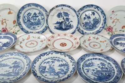 Lot 106 - Group of 18th century Chinese porcelain plates