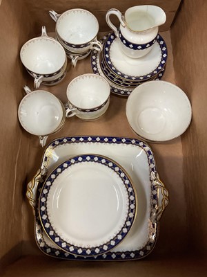 Lot 49 - Service of Edwardian teawares