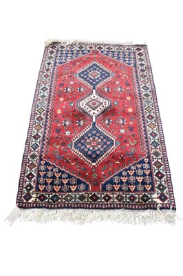 Lot 1327 - Isfahan Yalameh rug, 162cm x 100cm