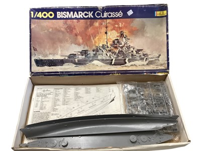 Lot 84 - Heller 1:400 Scale Bismarck Cuirasses model kit, boxed (poor) No.1036, Revell 1:32 Scale The History Makers Teracruzer with Mace Missile, boxed No.8628 & Revell 1:32 scale Curtiss P-40E Flyi...