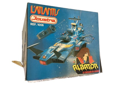 Lot 86 - CEJI (c1980) L'Atlantis Joustra Sonic Control model, with instruction sheets, boxed No.1006 & Kingssford Starforce Fighter-1, with instruction sheet, boxed No.8500 (2)