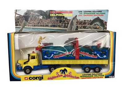 Lot 92 - Corgi diecast Dolphinaruim, boxed No.1164 (1)