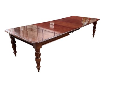 Lot 1214 - Large Victorian mahogany extending dining table