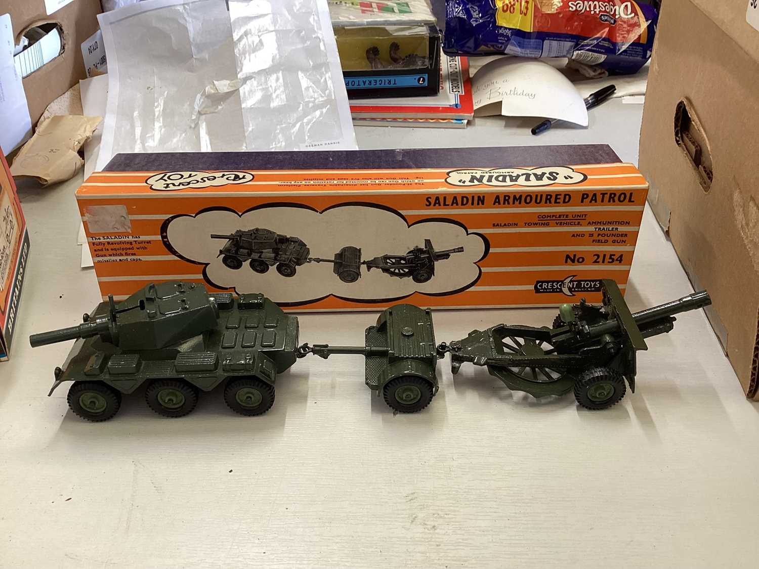 Lot 128 - Crescent Toys diecast Saladin Armoured Patrol, boxed No.2154, 5.5 " Medium Howitzer Gun No.1251, Saladin Armoured Car No.1263, 25 Pounder Field Gun No.1250, all boxed, 25 Pounder & 18 Pound...