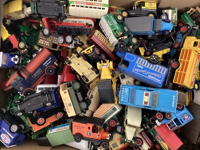 Lot 140 - Diecast unboxed selection including Corgi Buses, Mtchbox, M.O.Y. & others (2 boxes)