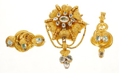 Lot 610 - Early Victorian gold and aquamarine suite of jewellery comprising pendant and two brooches