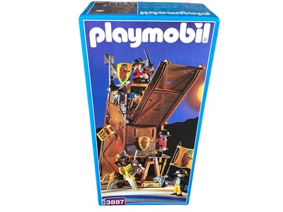 Lot 164 - Playmobil Knights Seige Tower with Ram Head battering ram & figures, sealed box No.3887, plus other farm models (9)