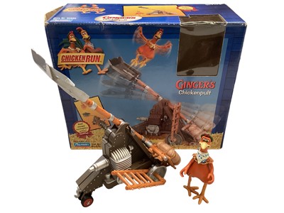 Lot 165 - Playmates Chicken Run Ginger No.40213 & Rocky No.40211, both on card with bubblepack, plus Ginger’s Chckenpult No.40223, Rocky’s Flying Machine, Rocky with Spy Scope & Ginger with Tunnel Digger (6)