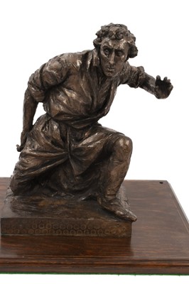 Lot 1057 - Irena Sedlecka (b. 1928) resin sculpture of Sir Henry Irving as Macbeth