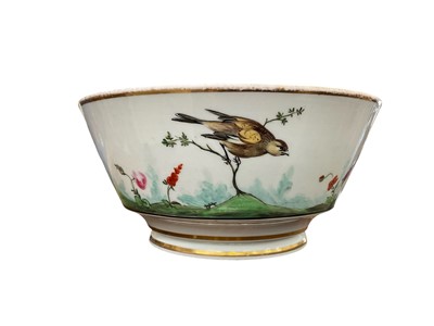 Lot 212 - Early 19th century porcelain bowl, painted with birds