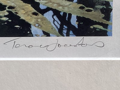 Lot 104 - Terence James Bond signed print - Kingfisher, 386/525, 30cm x 45cm in glazed frame (74cm x 84cm overall)