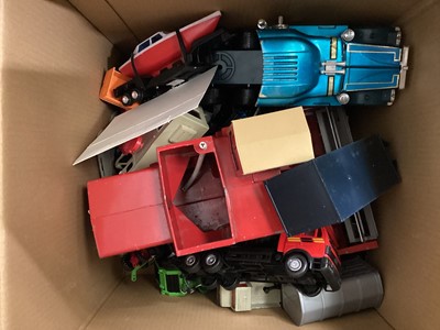 Lot 179 - Selection of boxed & unboxed diecast & plastic models Farm Machinery & Construction, Britains Tractors etc. (6 boxes)