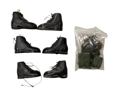 Lot 159 - Pedigree vintage Tommy Gunn uniforms & equipment including Paratrooper kit, Operations Map, Radio, Boots & Gaters, Trench Spade, Kit Bag, Helmet, First Aid Bag only, Mines, webbing &...