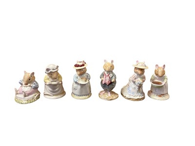 Lot 1265 - Collection of Brambly Hedge to include Royal Doulton figures, Border Fine Arts etc