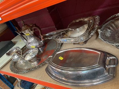 Lot 730 - Group of plated wares