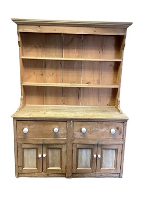 Lot 1347 - Antique pine two height dresser