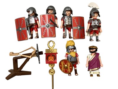 Lot 281 - Playmobil loose Romans, Flamingos No.7432, Circus Vehicle (missing parts) No.7399 & House Carry Case (4)