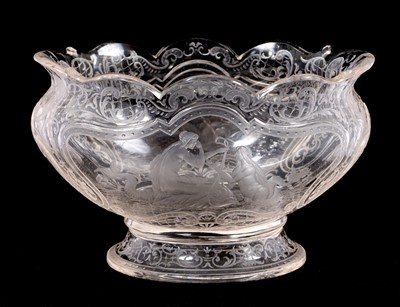 Lot 219 - Lobmeyr engraved glass bon-bon dish