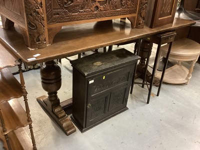 Lot 1249 - Oak refectory table and six chairs