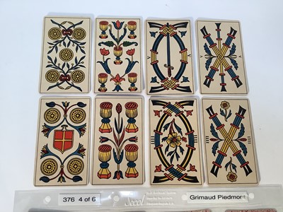 Lot Complete deck of 78 Piedmont Tarot cards, by Grimaud, Circa 1900