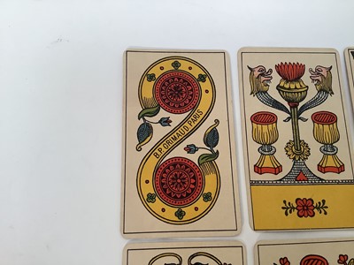 Lot Complete deck of 78 Piedmont Tarot cards, by Grimaud, Circa 1900