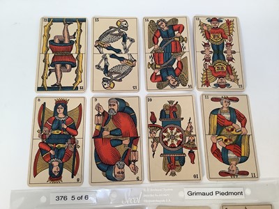 Lot Complete deck of 78 Piedmont Tarot cards, by Grimaud, Circa 1900