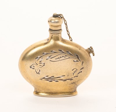 Lot 556 - Russian silver gilt scent bottle