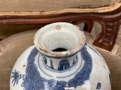 Lot 275 - 16th/17th century Chinese blue and white vase, wine cup and water dropper