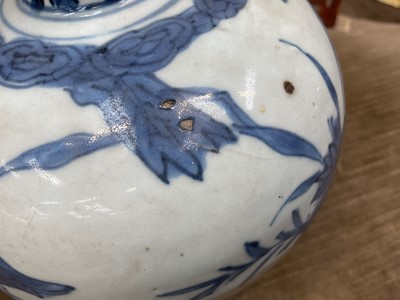 Lot 275 - 16th/17th century Chinese blue and white vase, wine cup and water dropper