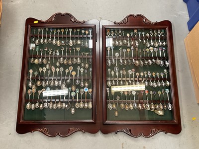 Lot 712 - Group of souvenir spoons and souvenir thimbles in cases.