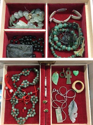 Lot 1038 - Group of jade/ green hard stone jewellery