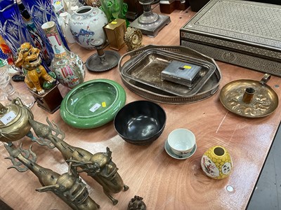 Lot 430 - Group of Chinese ceramics, including a 19th century Canton vase, celadon bowl, etc