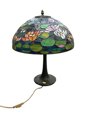 Lot 100 - Tiffany style table lamp