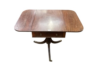 Lot 1307 - Early 19th century mahogany Pembroke table