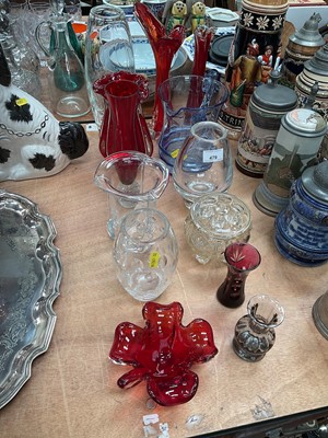 Lot 479 - Group of art glassware items