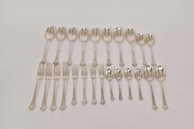 Lot 421 - Twenty four piece silver Albany pattern flatware (Sheffield 1897)