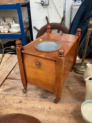 Lot 32 - Continental cherrywood champagne cooler with six flutes, 34.5cm high x 37.5cm deep