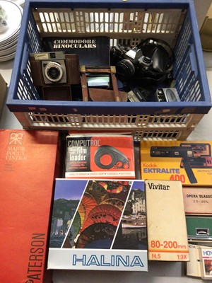 Lot 307 - Group of vintage cameras including Olympus, Commander Coronet etc, binoculars and accessories