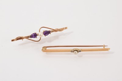 Lot 25 - 18ct gold bar brooch with a pearl and diamond, together with a 9ct gold amethyst and cultured pearl bar brooch (2)