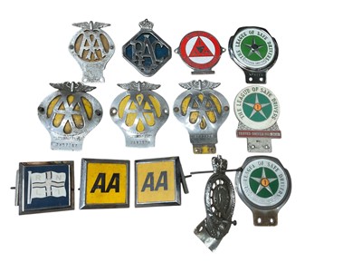 Lot Group of thirteen vintage car badges to include AA, RAC, The League of Safe Drivers, IAM and RNLI, (13).