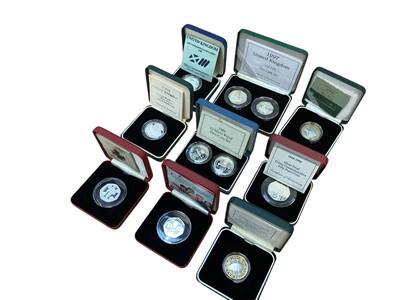 Lot 414 - G.B. - Royal Mint mixed silver proof coins to include Two Pounds XIII Commonwealth Games 1986, two coin set 1989, 'Tercentenary of The Bank of England 1994 x 2, 'Second World War' 1995, 'A Celeb...