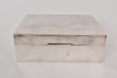 Lot 463 - Cigar box