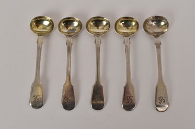 Lot 412 - Group of 5 Scottish silver fiddle pattern salt spoons, Edinburgh 1840/1881